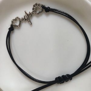 Heart/paw charm string bracelet